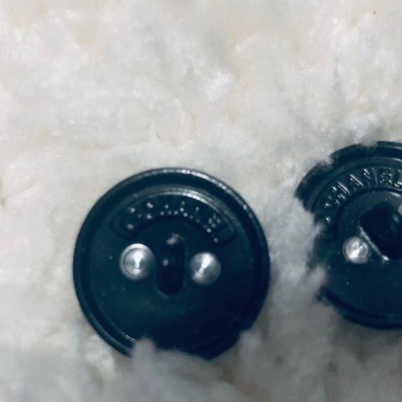 🌸Antique Vintage Chanel buttons set of two - Picture 2 of 2